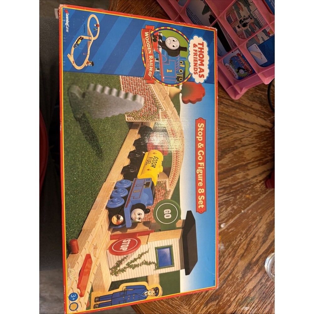Thomas engine wood railway Stop Go Figure 8 set box switch track bridge fuel car